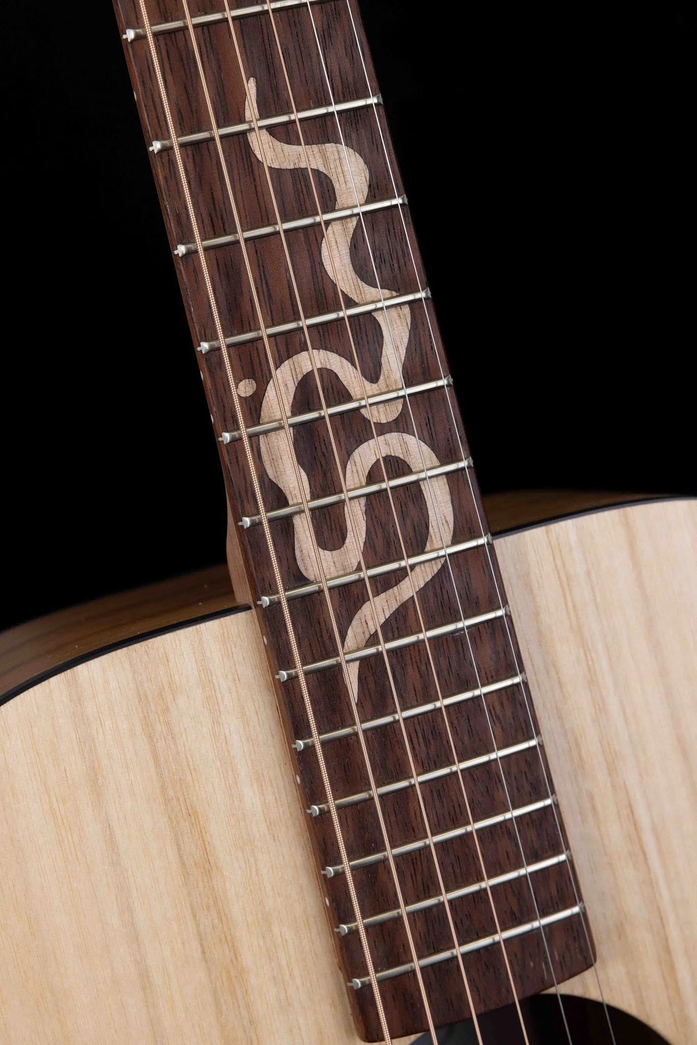 Artist Josh Teskey Signature Concert Model (JTC-SE-BWF)