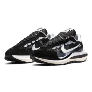 Sacai x Vaporwaffle Black Summit White by Nike