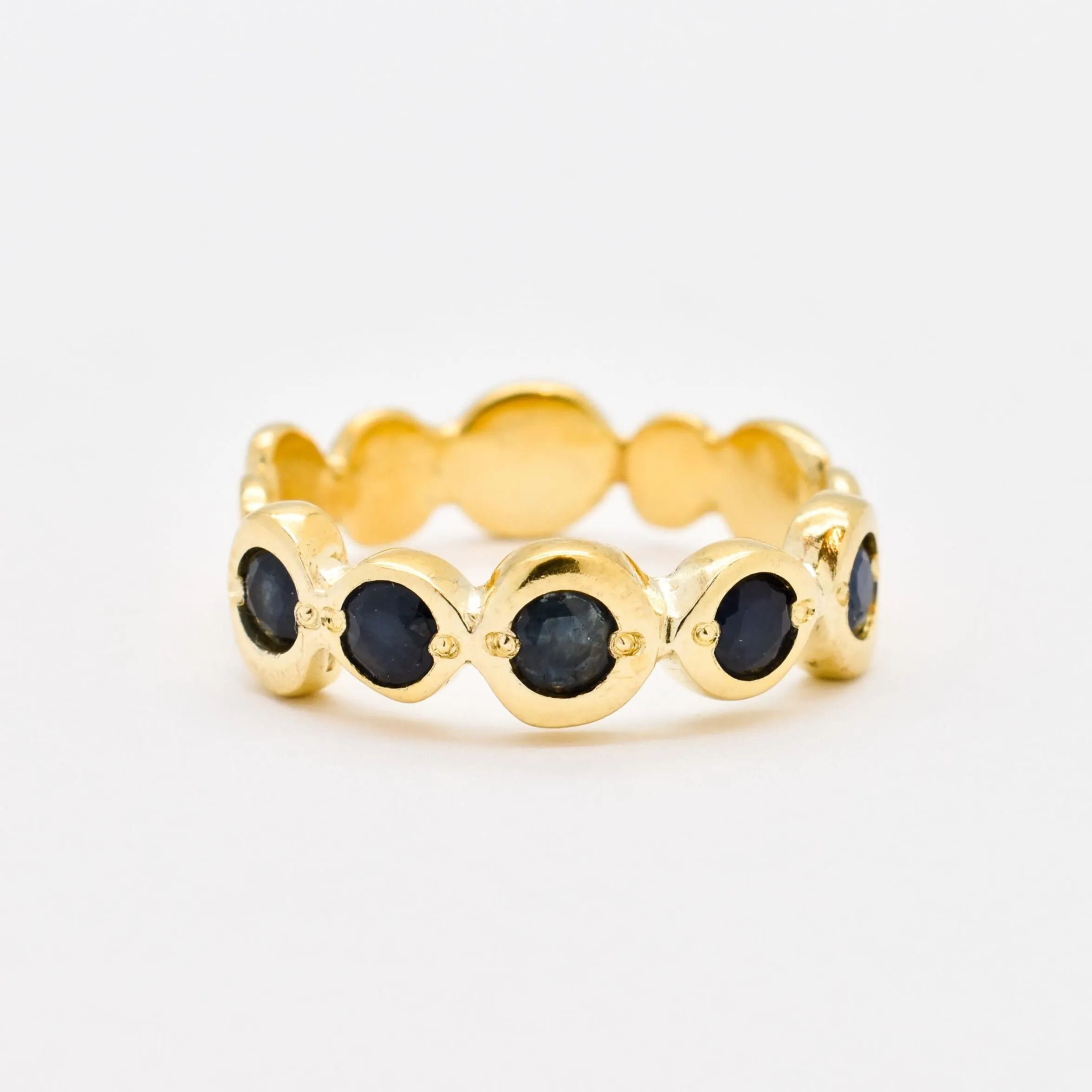 Sapphire Gold Ring - Bubble Band, Natural Sapphire Ring, Stackable Sapphire Band