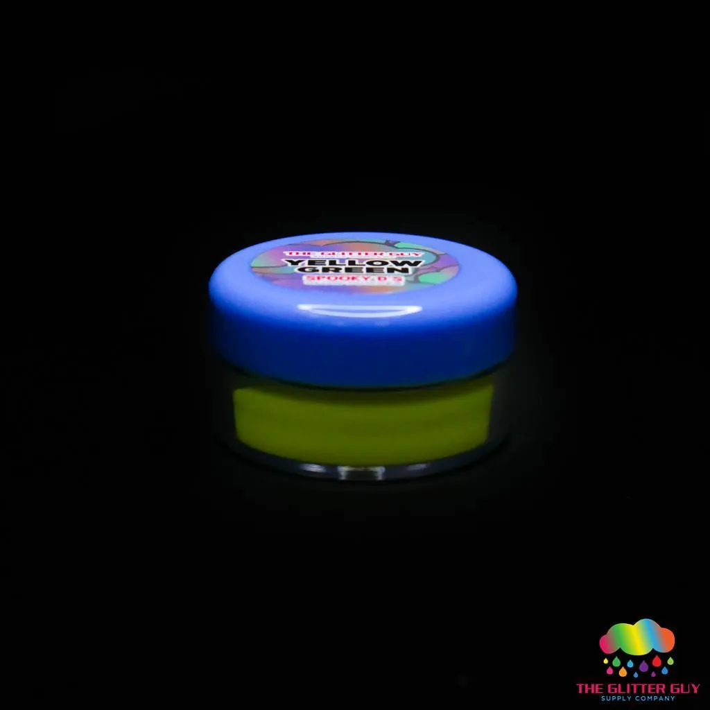 Spooky D's Glow Powder - Yellow 2 Green