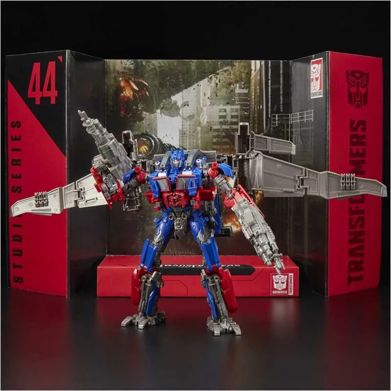 Transformers Toys Studio Series 44 Leader Class Transformers: Dark of the Moon movie Optimus Prime